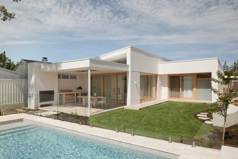 Banner Home